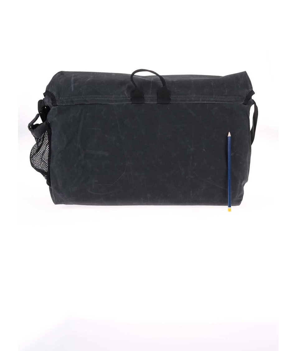 Černošedá taška přes rameno s vintage efektem Quiksilver Carriers
