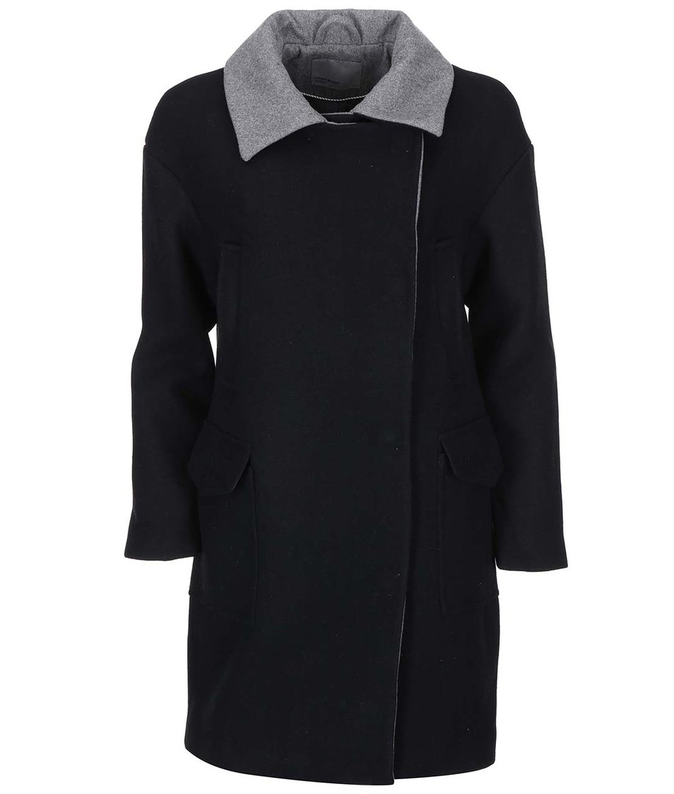 Černý kabát s šedým límečkem Vero Moda Malene