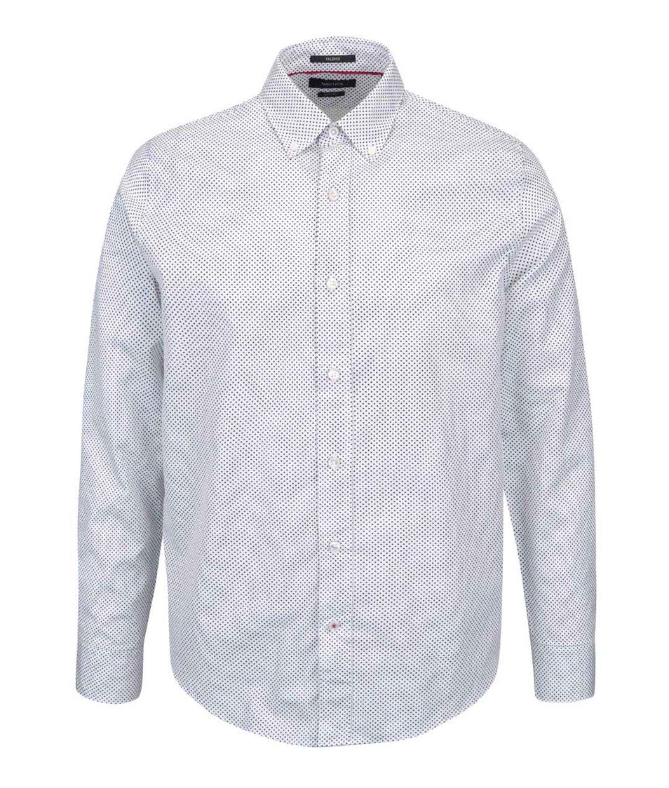 Bílá pánská košile s puntíky Nautica