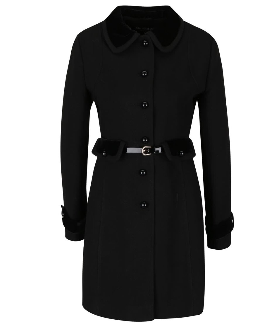Černý kabát s páskem a sametovými detaily Miss Selfridge