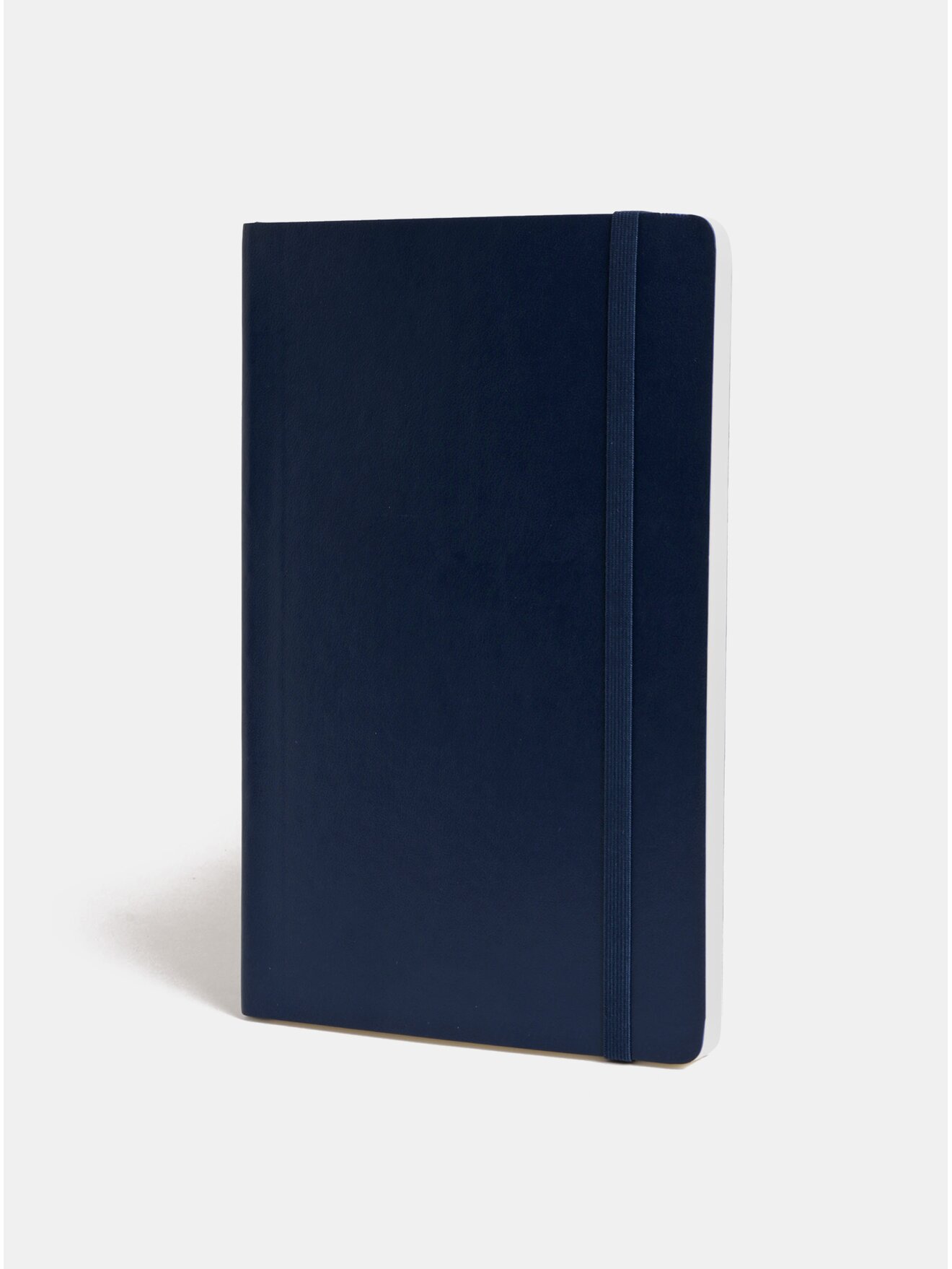 Tmavě modrý linkovaný zápisník s měkkou vazbou Moleskine A5