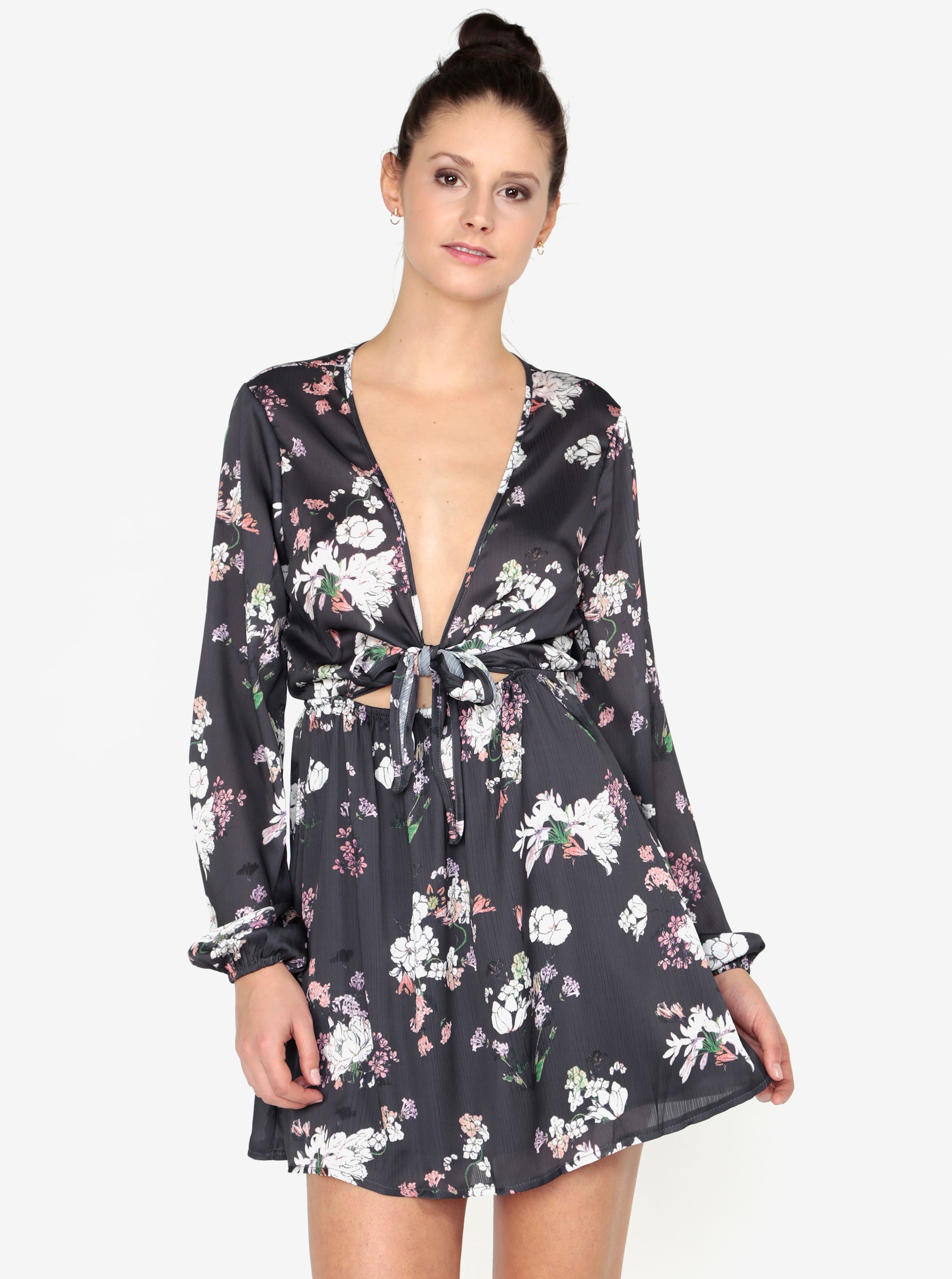 Šedé květované minišaty s dlouhým rukávem MISSGUIDED