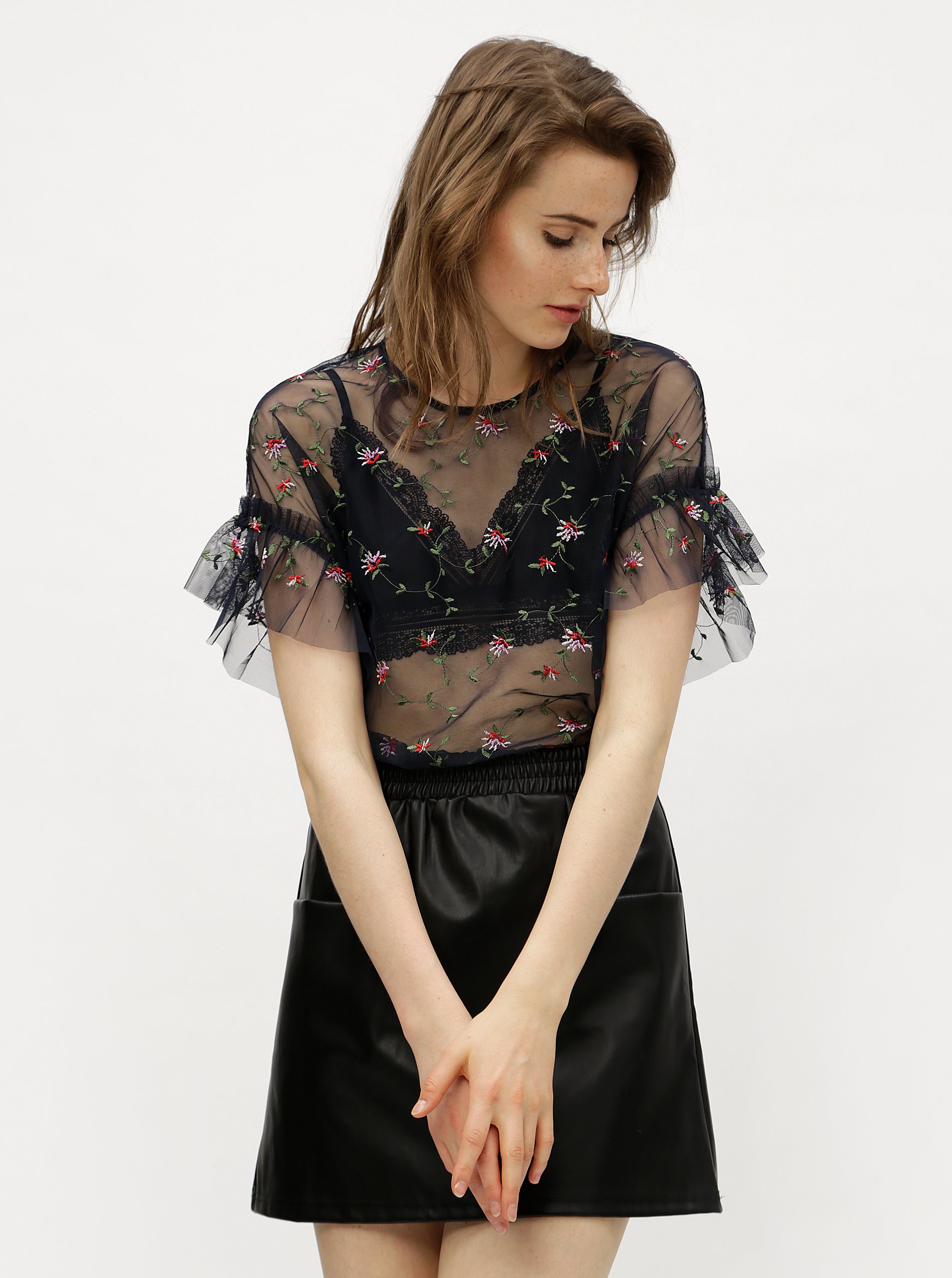 Tmavě modrá průsvitná květovaná halenka VERO MODA Kelly