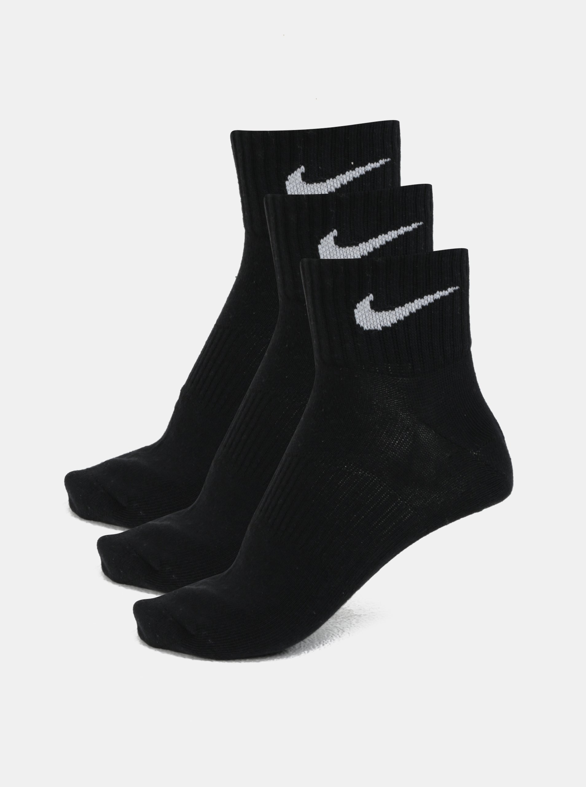 Sada tří kotníkových párů ponožek v černé barvě Nike