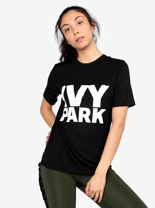 Černé tričko s potiskem Ivy Park