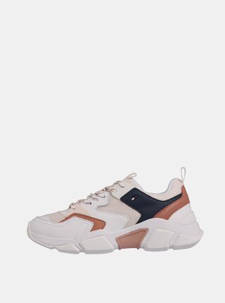 Pantofi sport si tenisi
