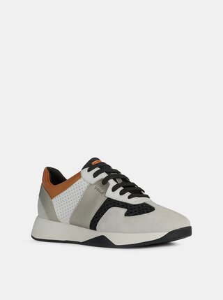 Pantofi sport si tenisi