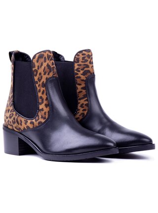 Tommy Hilfiger černé kotníkové kozačky Leo Print Che s leopardím vzorem