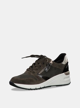 Pantofi sport si tenisi