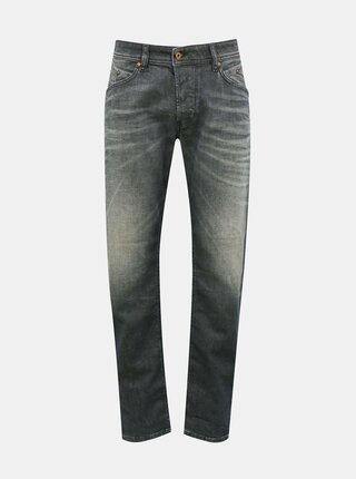 Slim fit