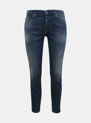 Slim fit