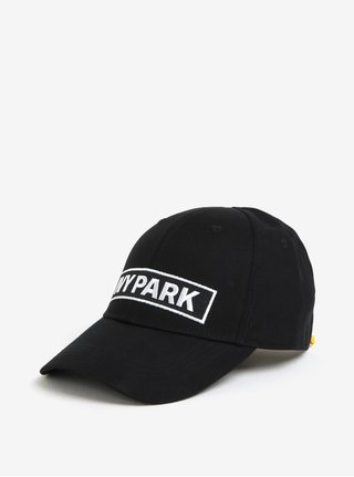 Černá kšiltovka se zavazováním na tkaničku Ivy Park