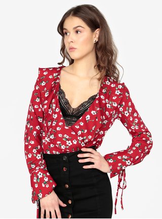 Červené květované body s překládaným výstřihem MISSGUIDED
