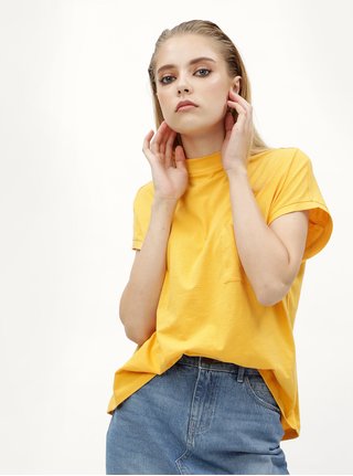 Žluté basic tričko s náprsní kapsou Noisy May Sia