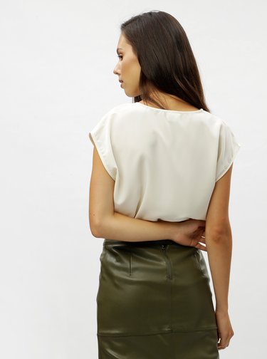 Krémová blúzka s véčkovým výstrihom a čipkovými detailmi VERO MODA Elsa