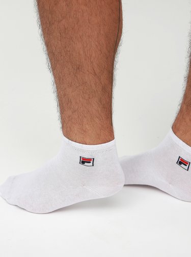 Sada tří párů kotníkových ponožek v bílé, černé a šedé barvě FILA