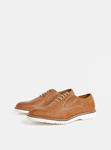 Pantofi si mocasini
