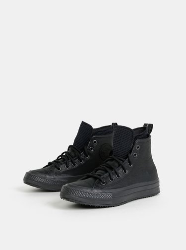 Pantofi sport si tenisi