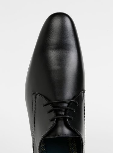 Pantofi si mocasini
