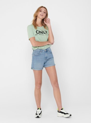 Pantaloni scurti