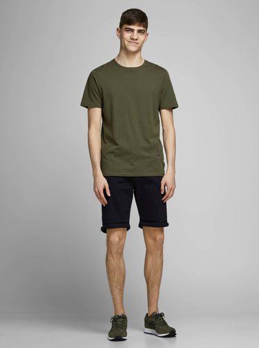 Pantaloni scurti