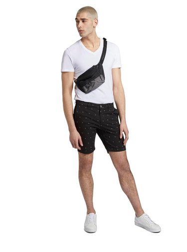 Pantaloni scurti