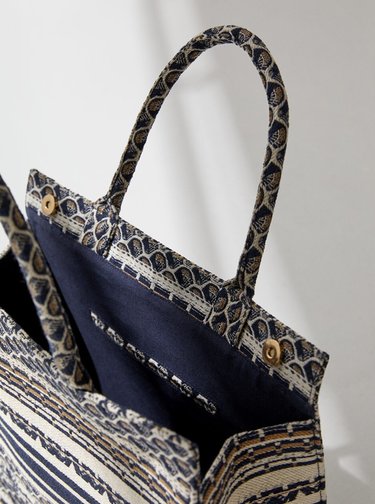 Modro-krémová vzorovaná kabelka Mango Cavas