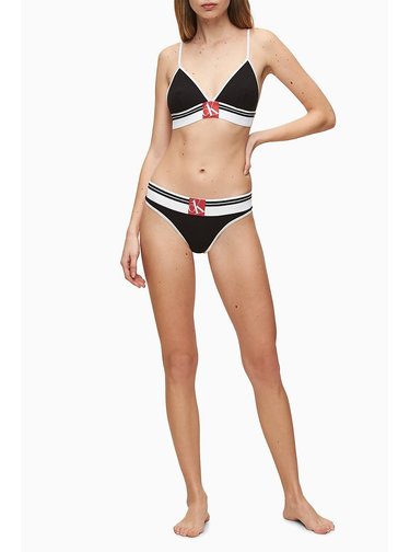 Calvin Klein černá tanga Thong