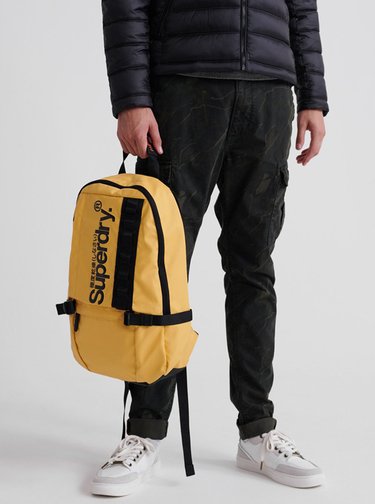 Žlutý batoh Superdry