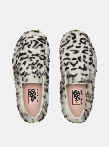 Espadrille, pantofi slip-on
