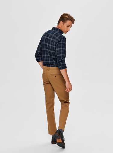 Hnědé chino kalhoty Selected Homme New Paris