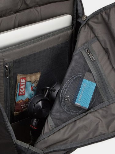 Tmavě šedý batoh Thule EnRoute™ 20 l