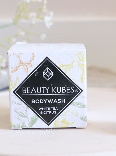 bílé mýdlo Beauty Kubes