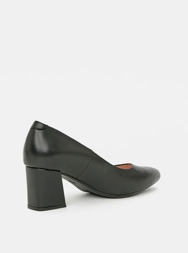 Pantofi cu toc