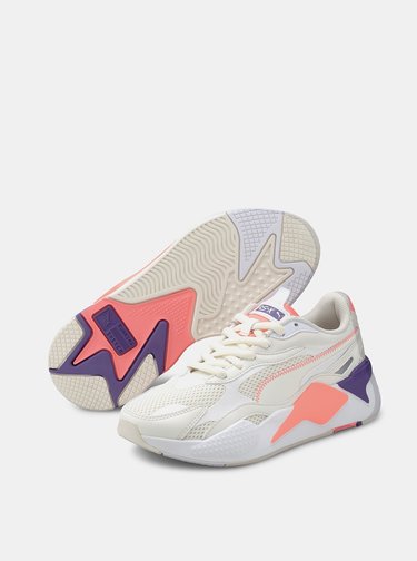 Pantofi sport si tenisi