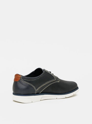 Pantofi si mocasini