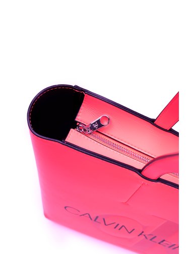 Calvin Klein neonově růžová kabelka Shopper Fluo Pink