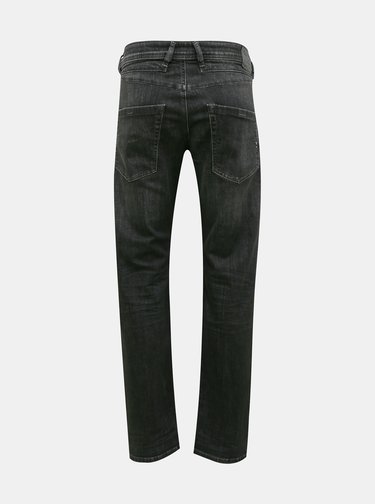 Straight fit