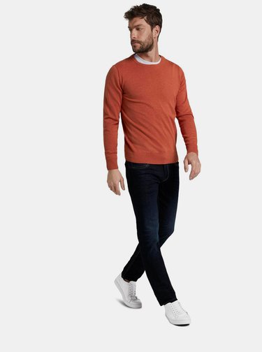 Straight fit