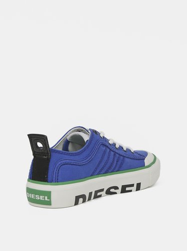 Pantofi sport si tenisi