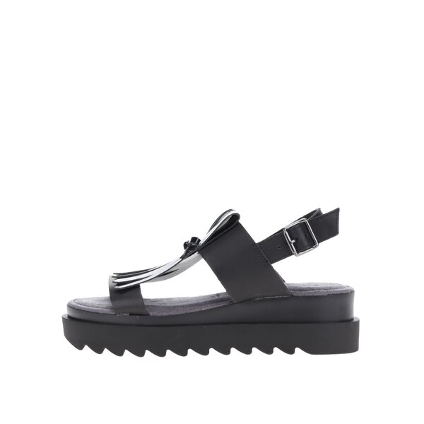 Sandale negre din piele cu franjuri decorativi Tamaris