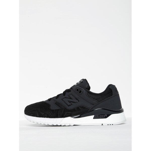 Pantofi sport negri pentru femei - New Balance XAR 1000