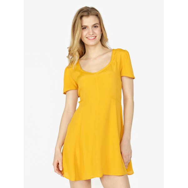 Rochie galbena in clini Miss Selfridge