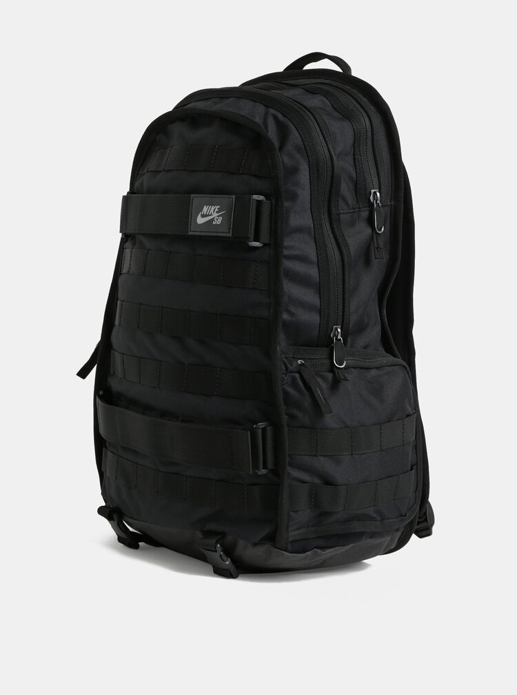 Cerny Vodeodolny Batoh S Popruhy Na Skateboard Nike 26 L Zoot Cz