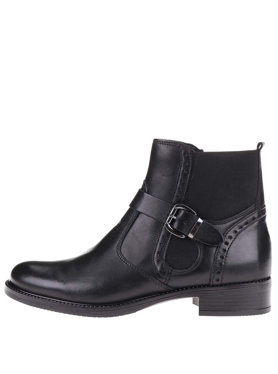 Černé kožené kotníkové boty s brogue detaily Tamaris