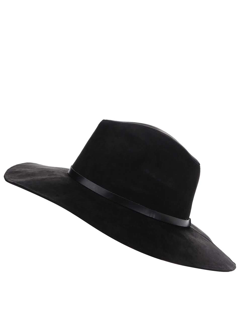 Černý klobouk v semišové úpravě Pieces Bella