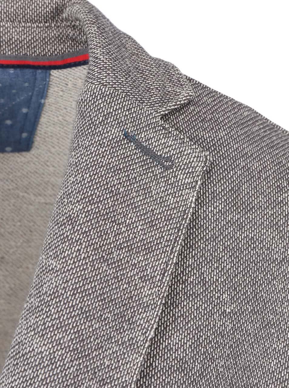 Istoricul tau de navigare Sport; Articole de plajă Sacou de costum slim-fit din lână subțire ,90 LEI ,90 LEI ,90 LEI%. d d. Adaugă Selectează mărimea. 48 50 52 Sacou slim-fit din bumbac textur.