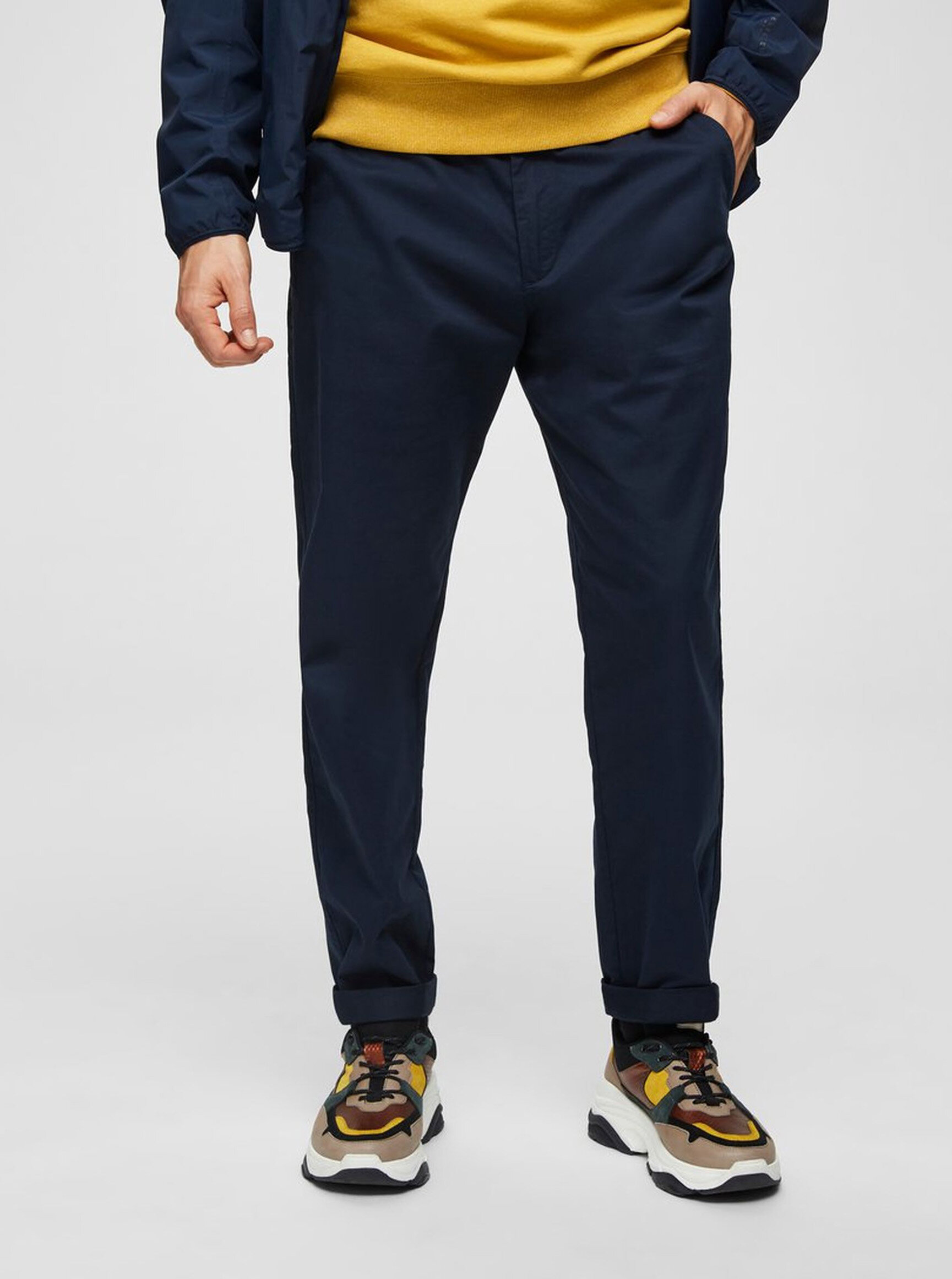Tmavě modré chino kalhoty Selected Homme Luke