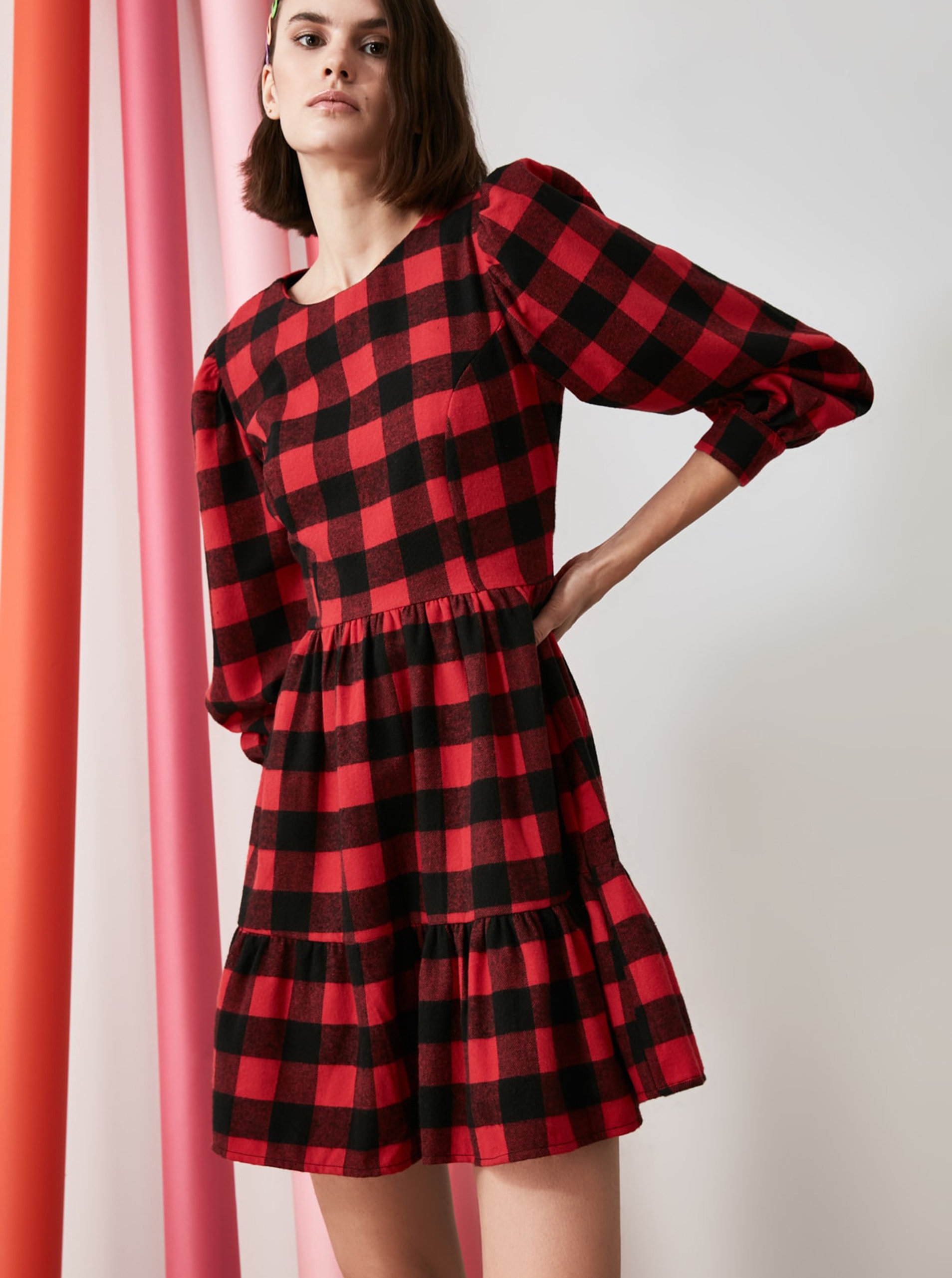 Fotografie Černo-červené kostkované šaty Trendyol
