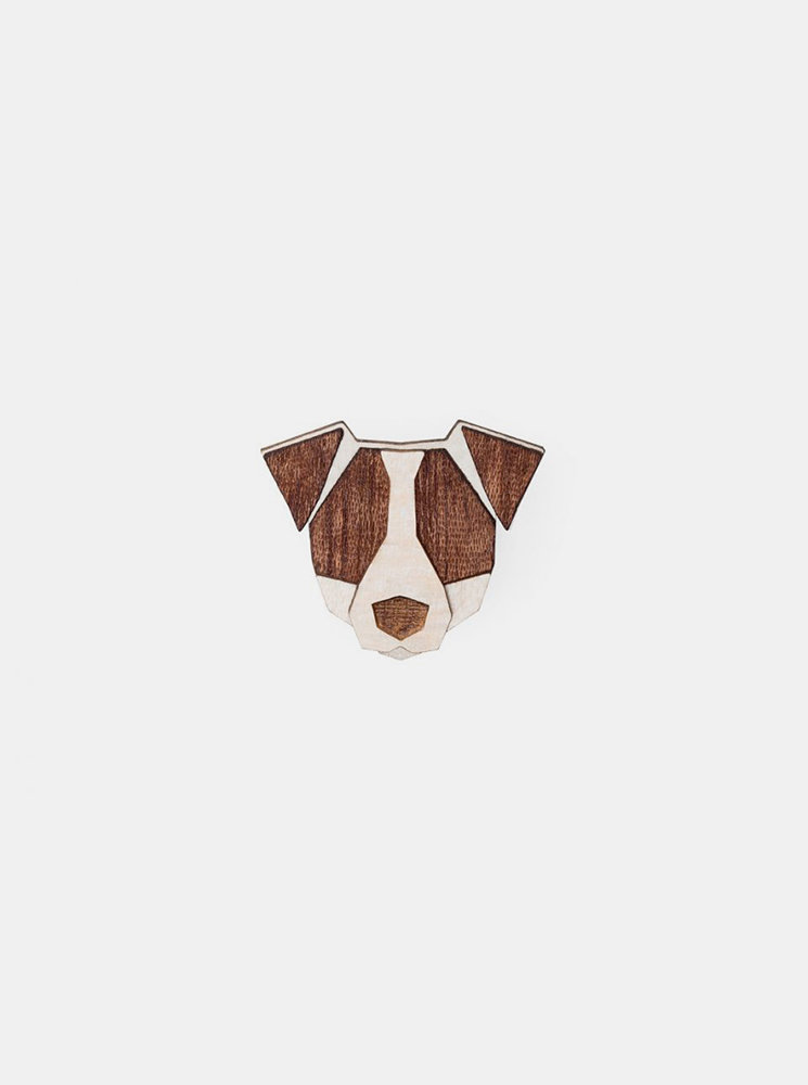 Fotografie Dřevěná brož ve tvaru psa Jack Russell Brooch BeWooden